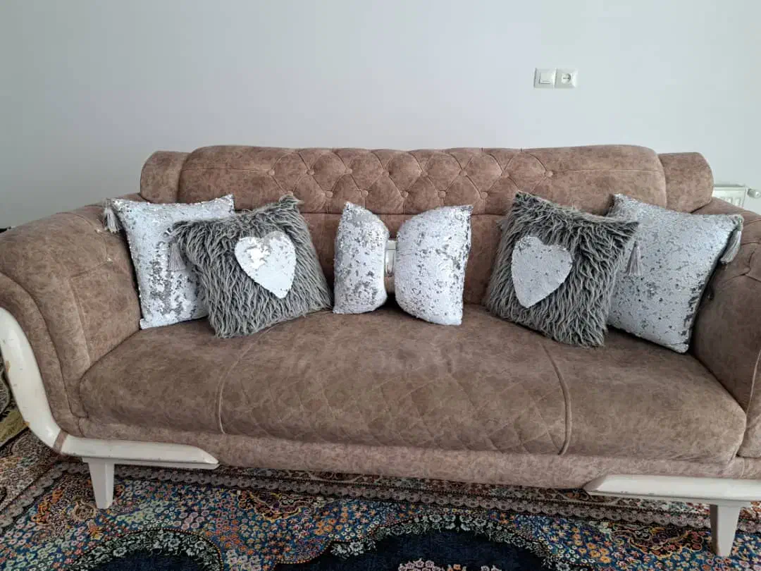 مبل راحتی ۷نفره|مبلمان خانگی و میز عسلی|شاهین‌شهر, اقبال لاهوری|دیوار