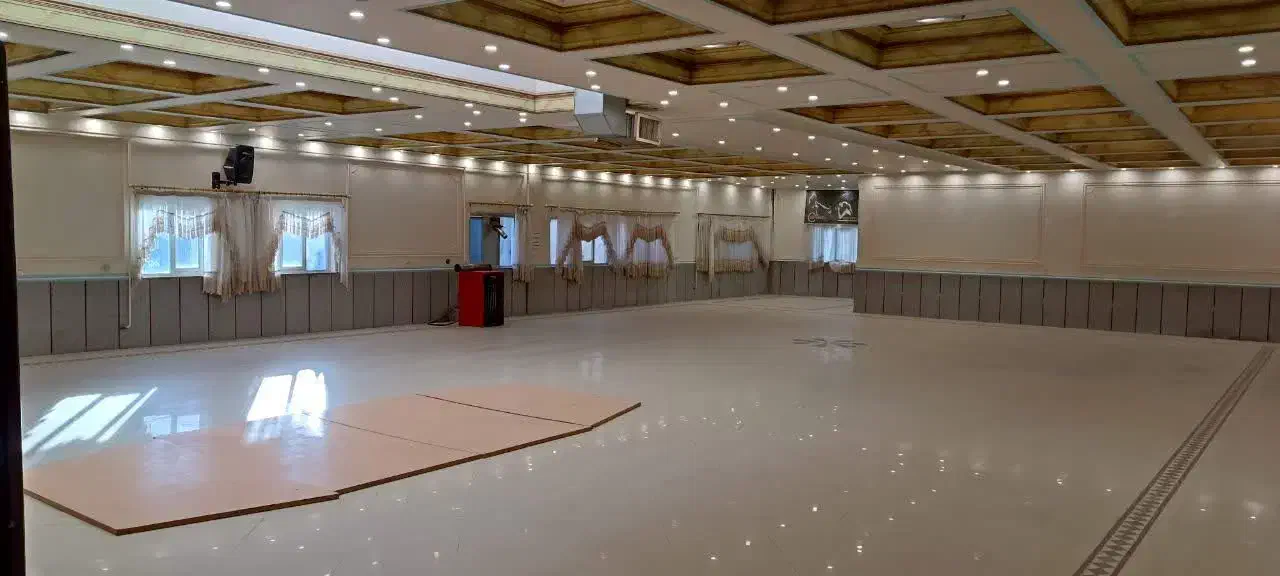 اجاره سالن تجاری و ورزشی|اجارهٔ مغازه و غرفه|نورآباد, |دیوار