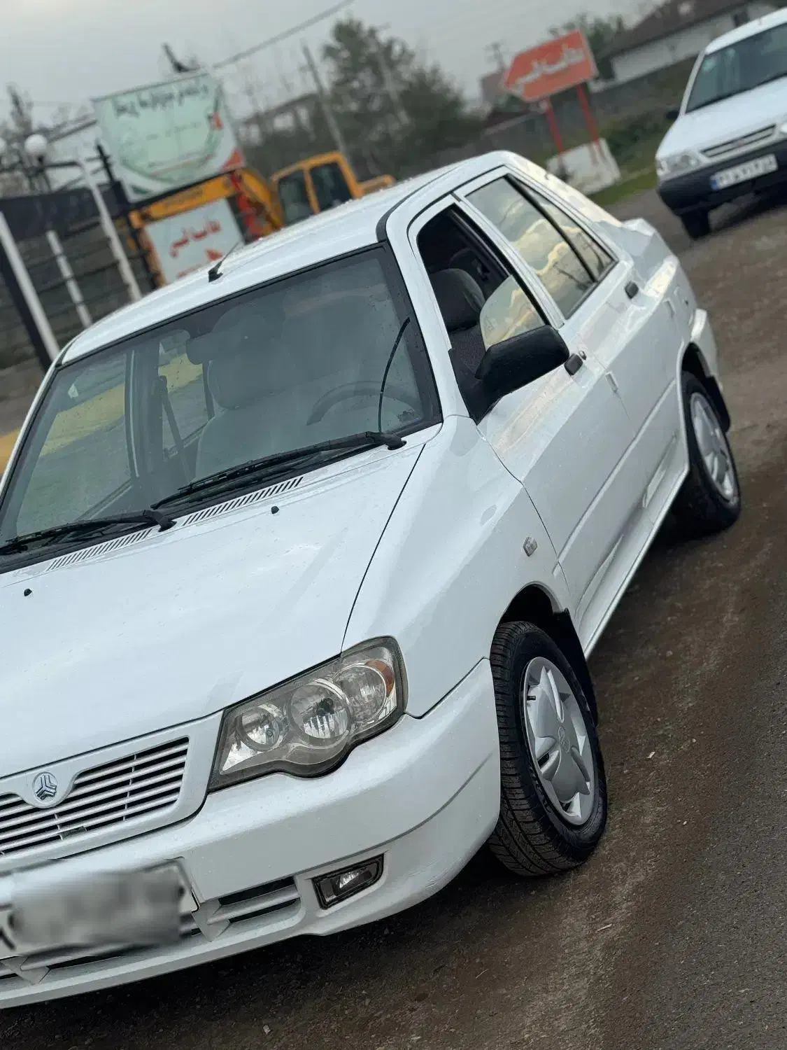 ۱۳۲ مدل ۹۷ بدون رنگ و ضربه|خودرو سواری و وانت|رشت, نامجو|دیوار