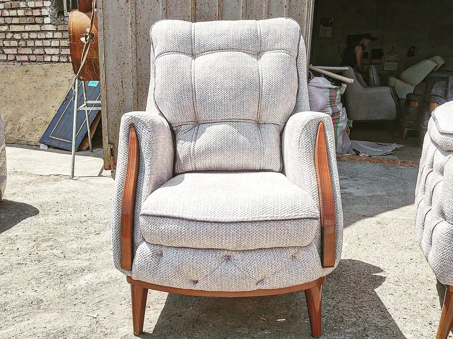 به یک مونتاژ کار جهت کار در تولیدی مبل نیازمندیم|استخدام صنعتی، فنی، مهندسی|خوی, |دیوار