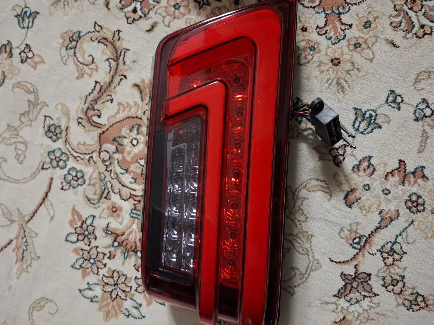 چراغ اسپرت نونو اصلا استفاده نشده خشگل|لامپ و چراغ|بروجرد, |دیوار