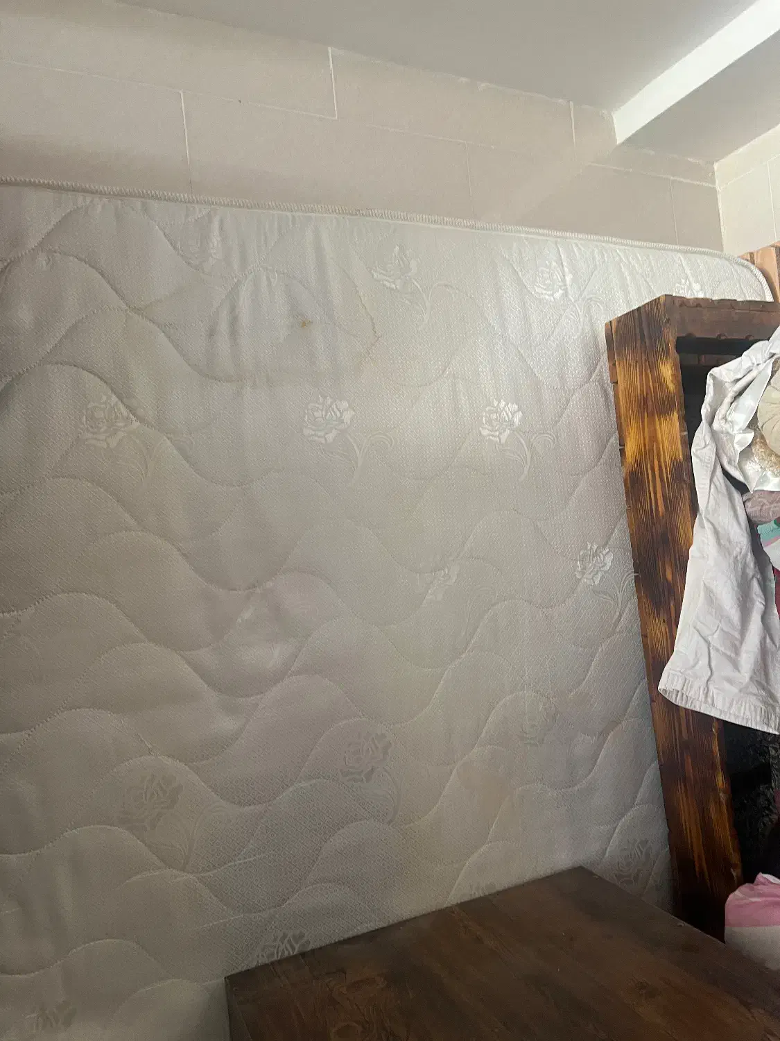 دو عدد تخت ست|تخت و سرویس خواب|فسا, |دیوار