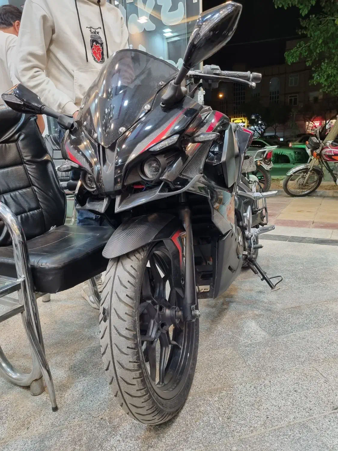 RS200ccخوابیده وکم کار.توضیحات بخون بعدپیام بده|موتورسیکلت|مشهد, شهرک بهارستان|دیوار