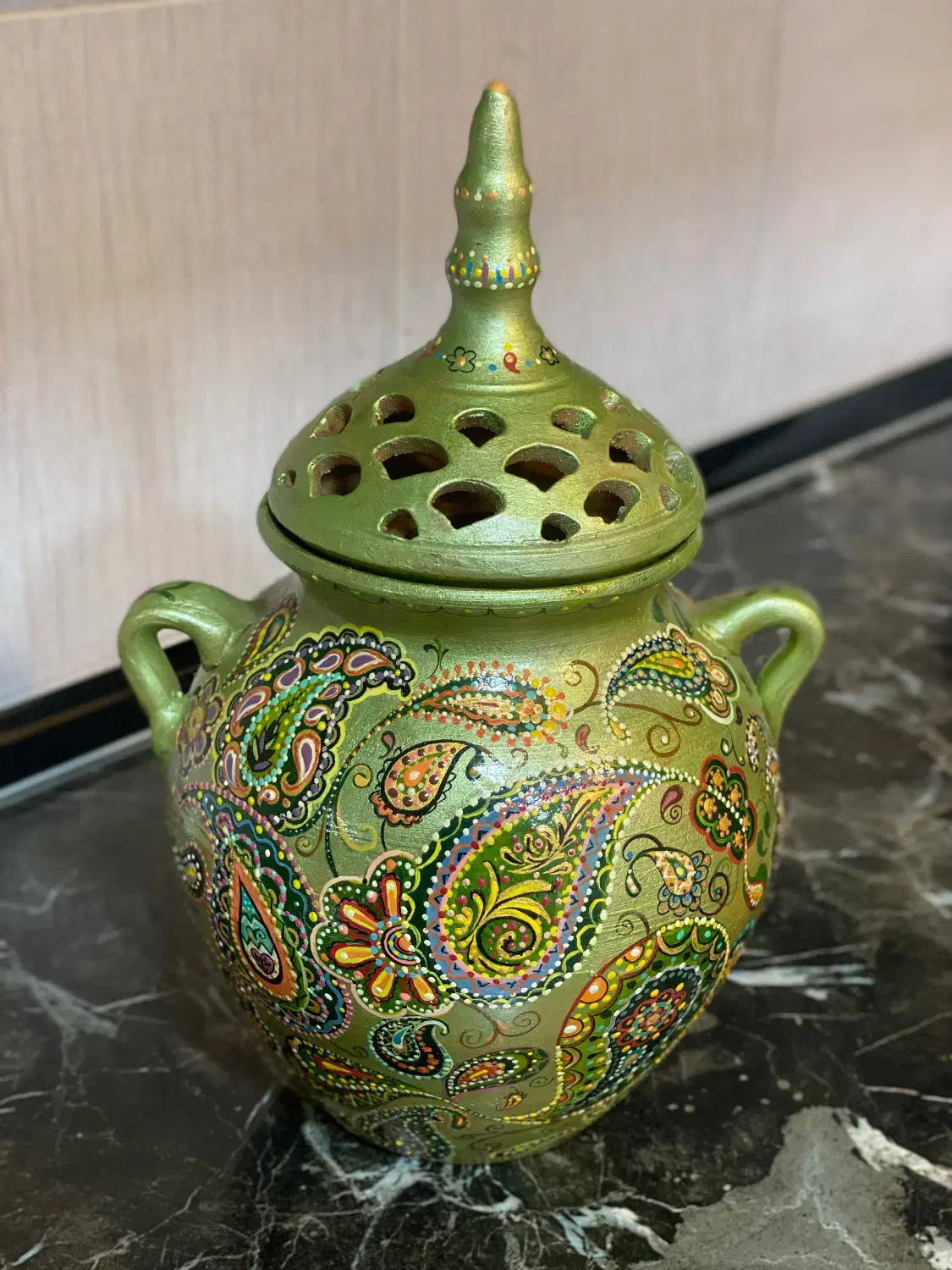 کوزه دکوری شیک، کار دست، نو.|صنایع دستی و سایر لوازم تزئینی|ری, دیلمان|دیوار