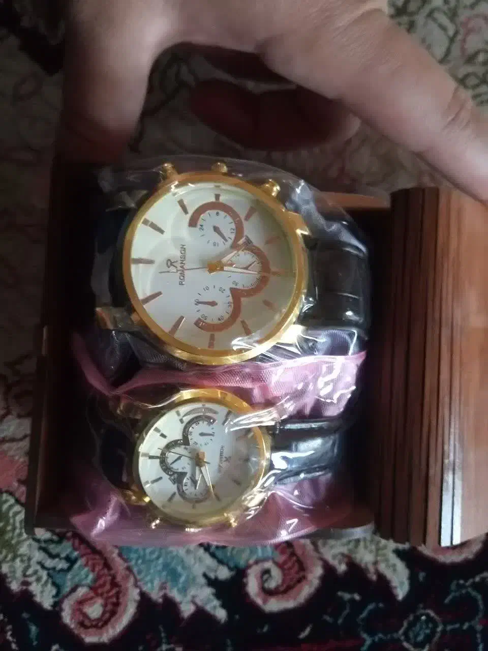 ستساعتزنانهمردانهمناسبروززنکادویی|ساعت|شیراز, کفترک|دیوار