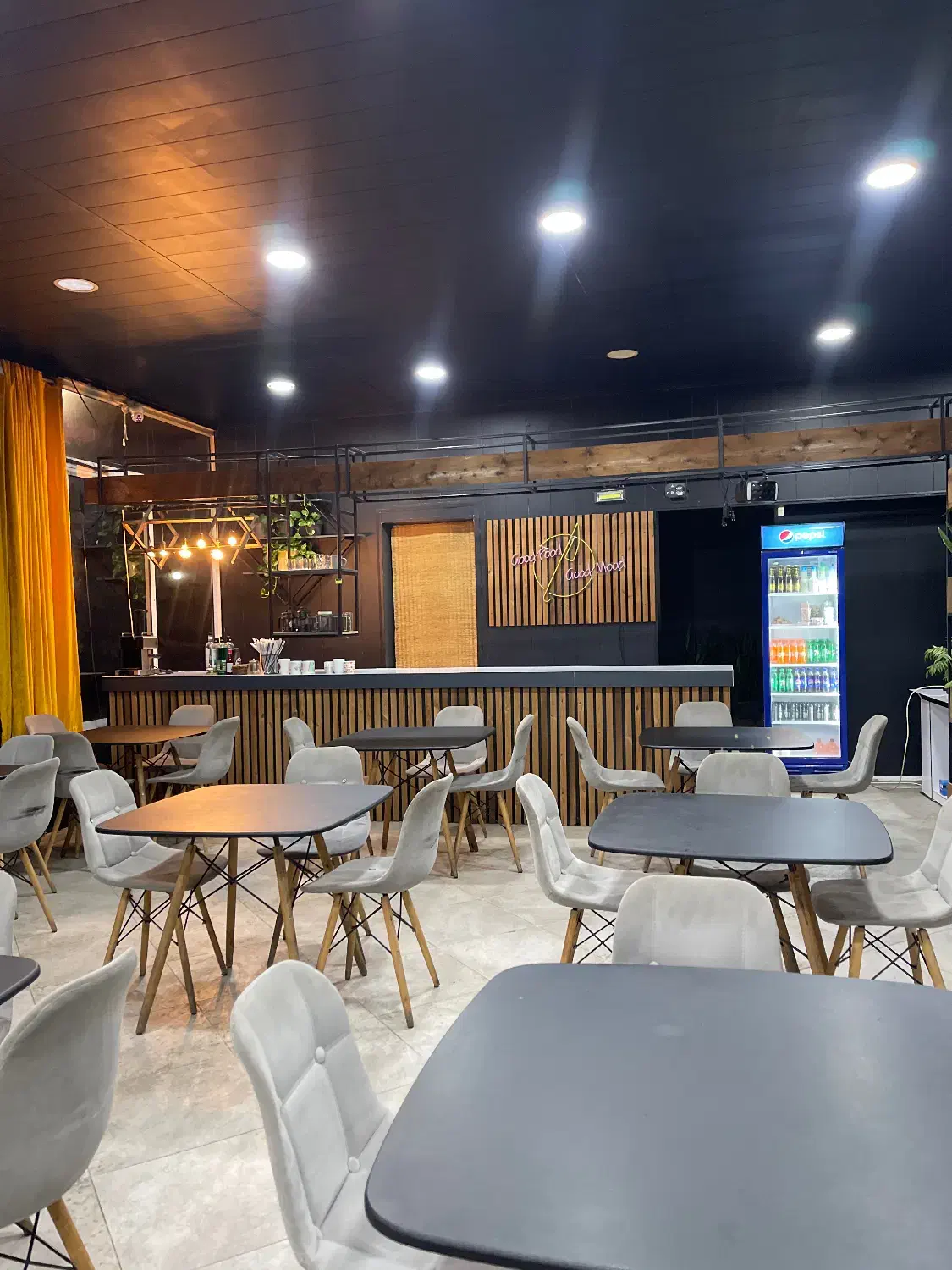 سریدار|استخدام سرایداری و نظافت|بندر انزلی, پاسداران|دیوار