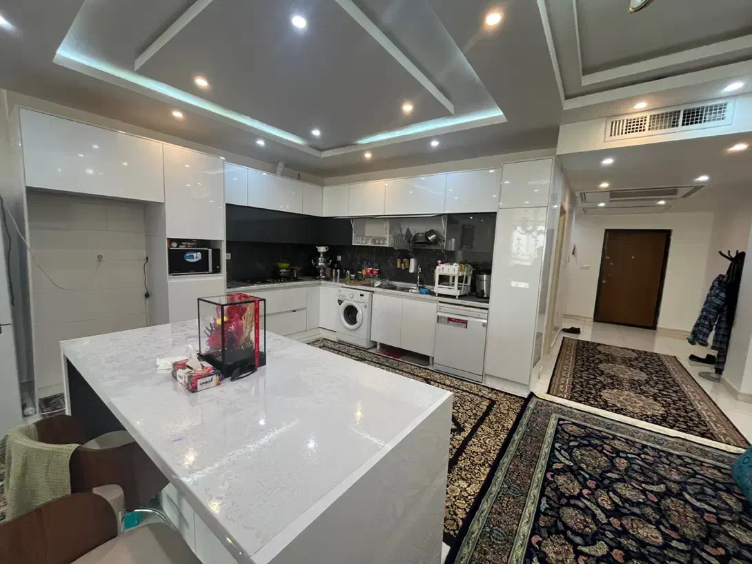 آپارتمان ۱۷۰متری/شهرک ولیعصر /خانم تاجیک|اجارهٔ آپارتمان|ورامین, شهرک فجر|دیوار