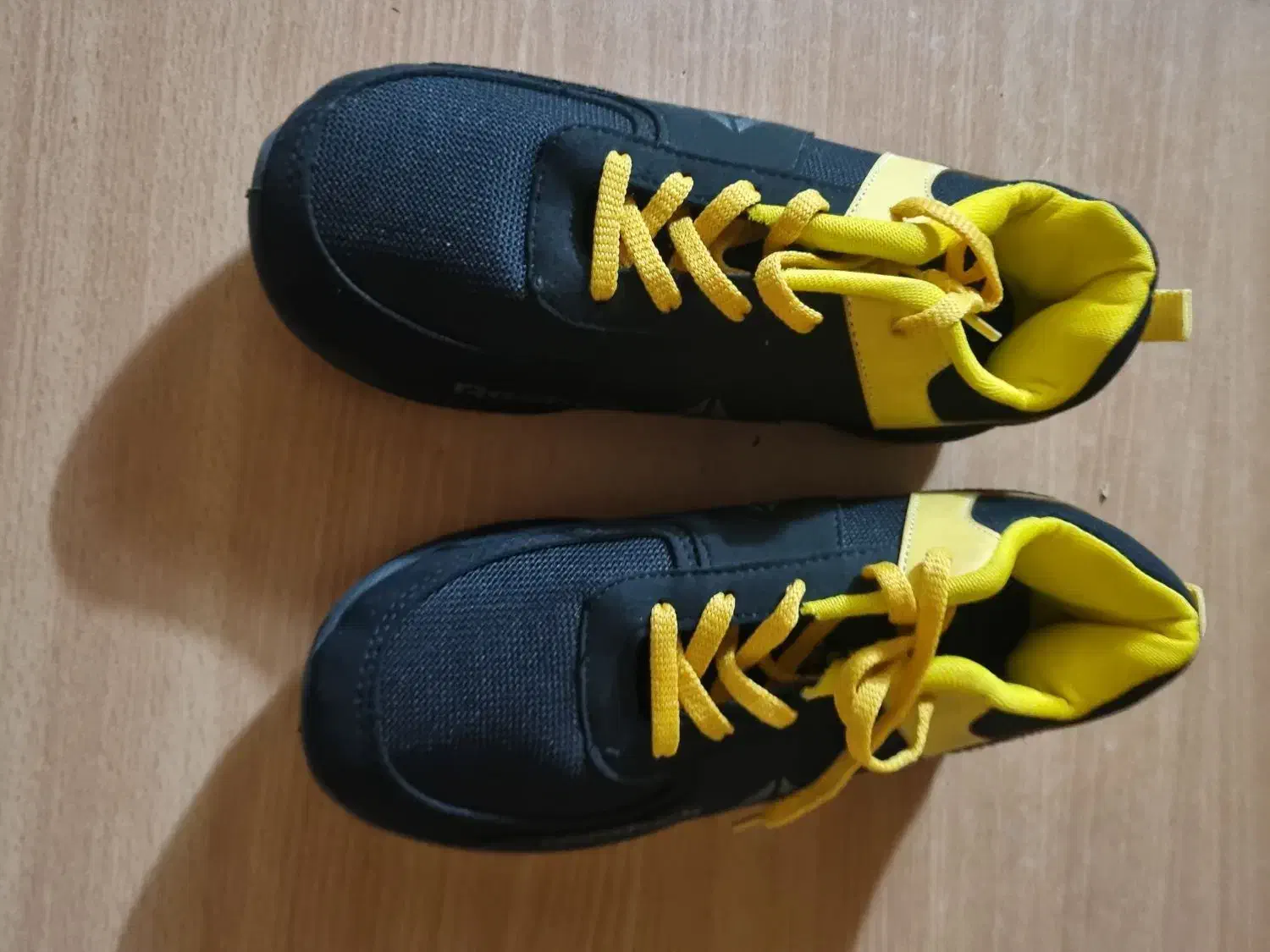 کفش|کیف، کفش، کمربند|سیرجان, |دیوار