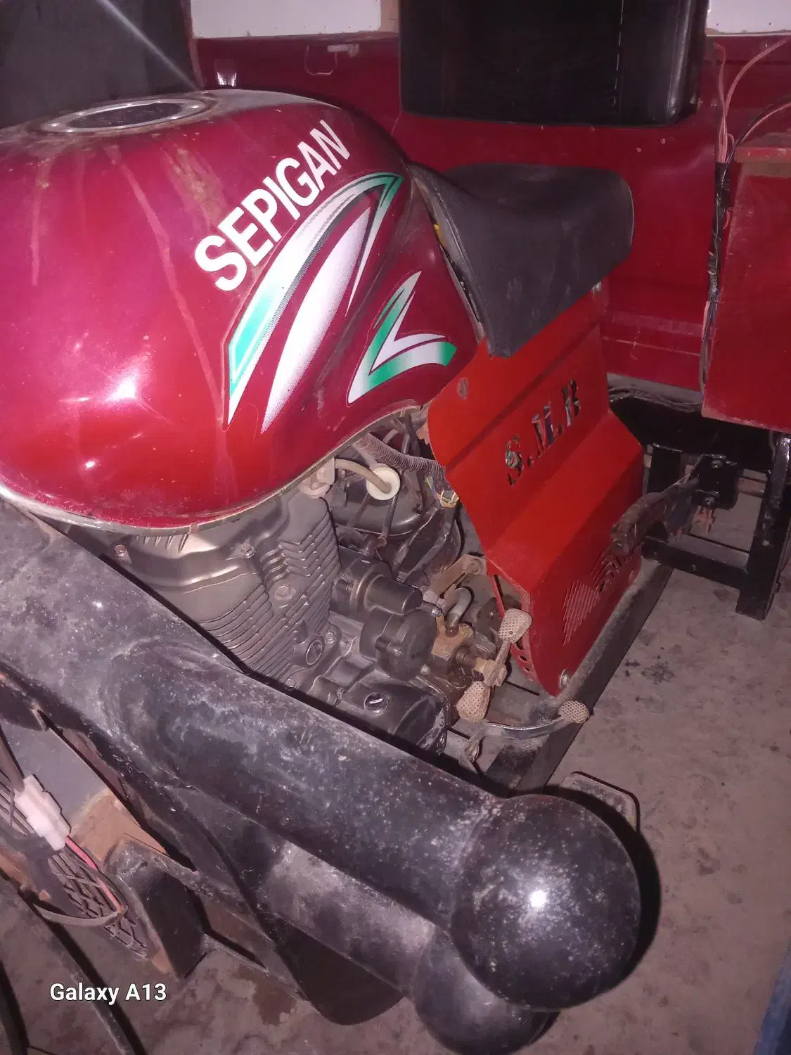 سه چرخ|موتورسیکلت|هرمز, |دیوار