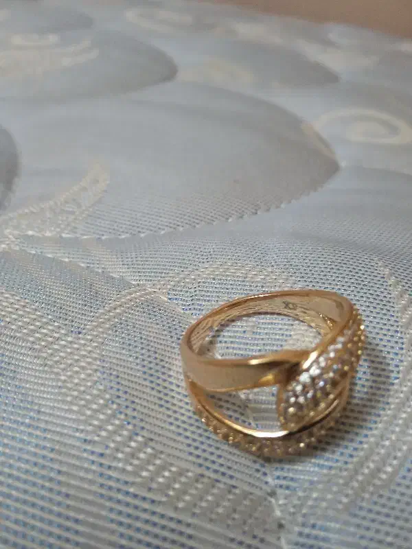 انگشتر ژوپینگ آبکاری طلا با یه گردنبند بدل|بدلیجات|قم, صفاشهر|دیوار