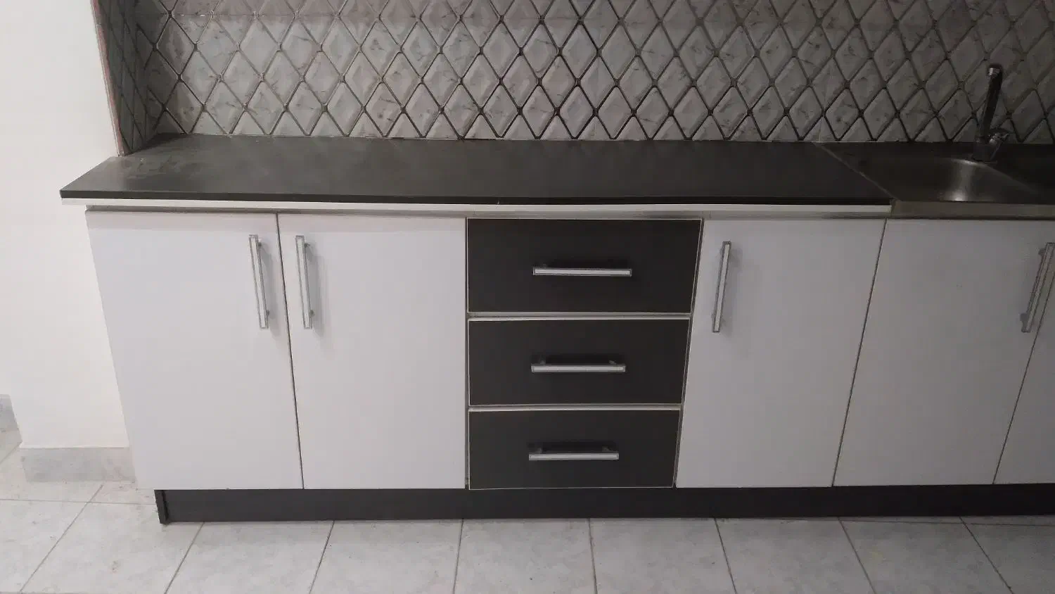 کابینت mdfنو همراه هود و سینک و شیر آب|کتابخانه، شلف، قفسه‌های دیواری|لاهیجان, مهرگان|دیوار