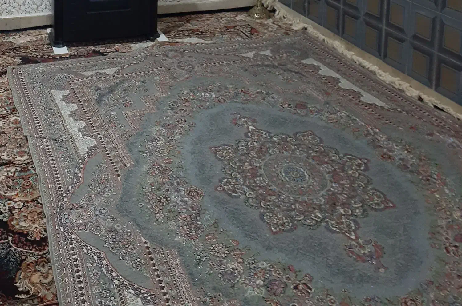 روفرشی نونو|روفرشی|بروجرد, |دیوار