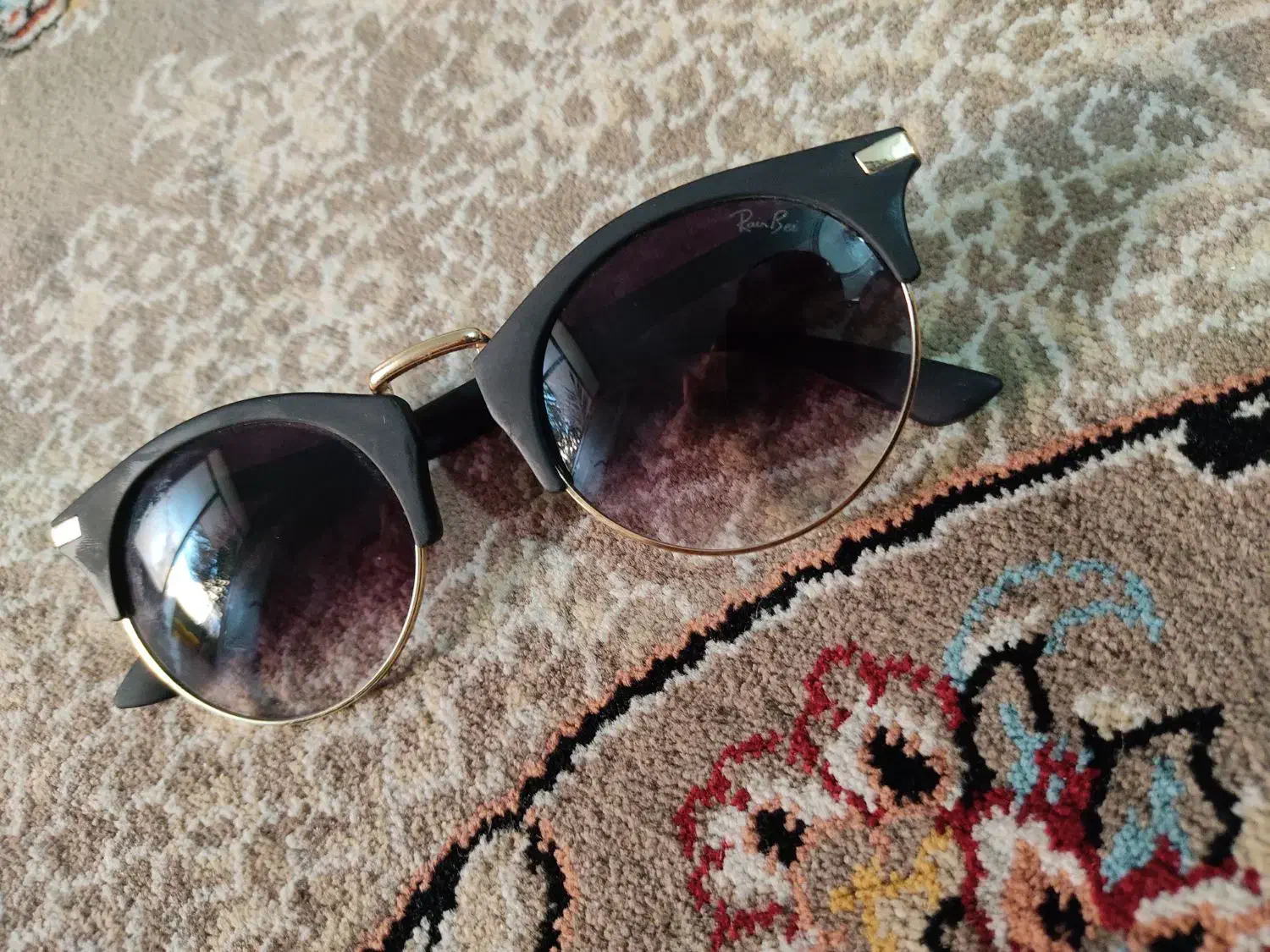 عینک افتابی مارک|زیورآلات و اکسسوری|کاشان, باغچه فیض|دیوار