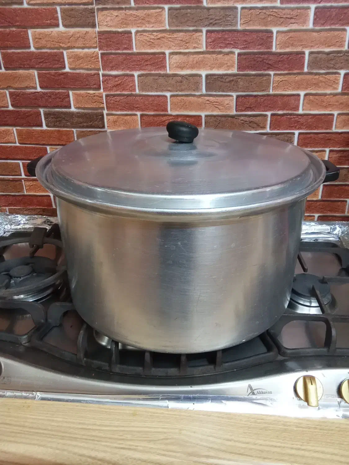 قابلمه روحی محکم و بادوام کاملاً سالم|ظروف پخت‌وپز|هشتگرد, فاز ۱ مهستان|دیوار