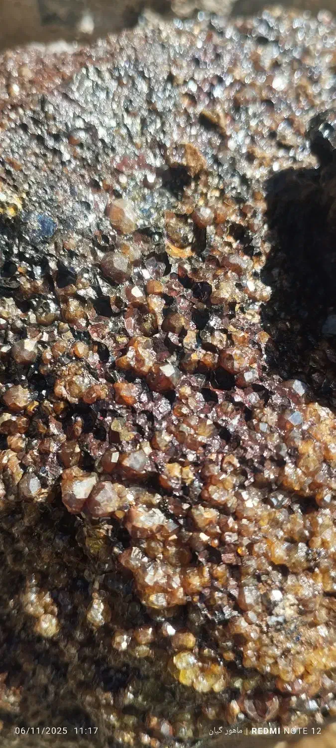 سنگ گارنت|جواهرات|تکاب, |دیوار