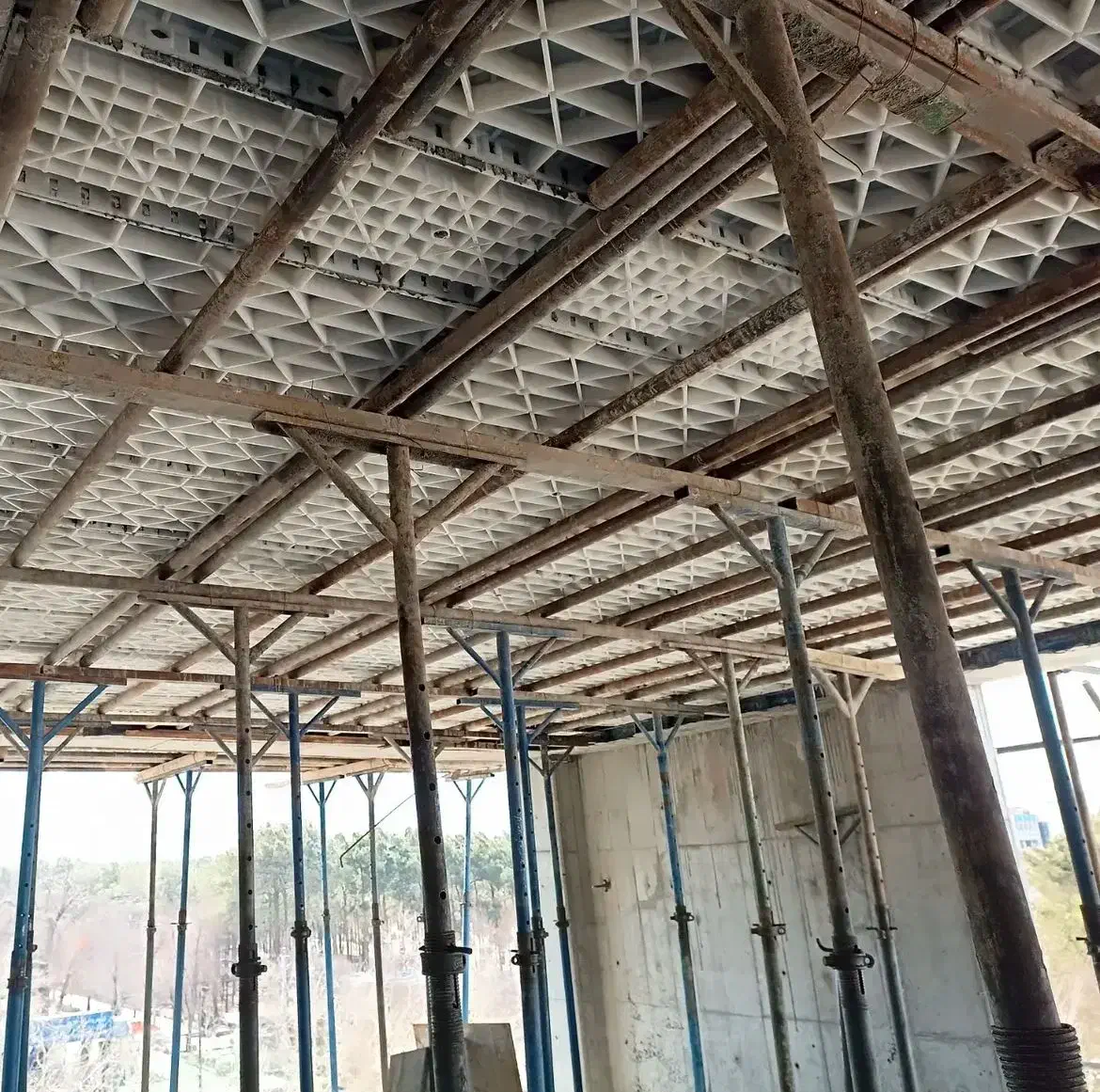 آرماتوربندی سوله فونداسیون پله تضمینی|خدمات پیشه و مهارت|زنجان, |دیوار