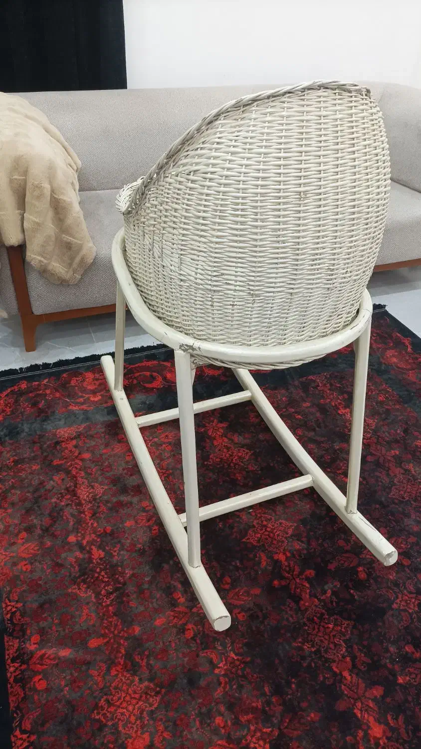 گهواره نوزاد با پایه|تخت و صندلی بچه|اهواز, شهرک برق|دیوار