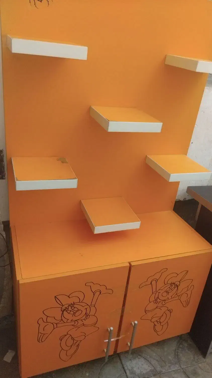 میزکامپیوتروصندلی چرخدار|میز تحریر و کامپیوتر|بیرجند, |دیوار