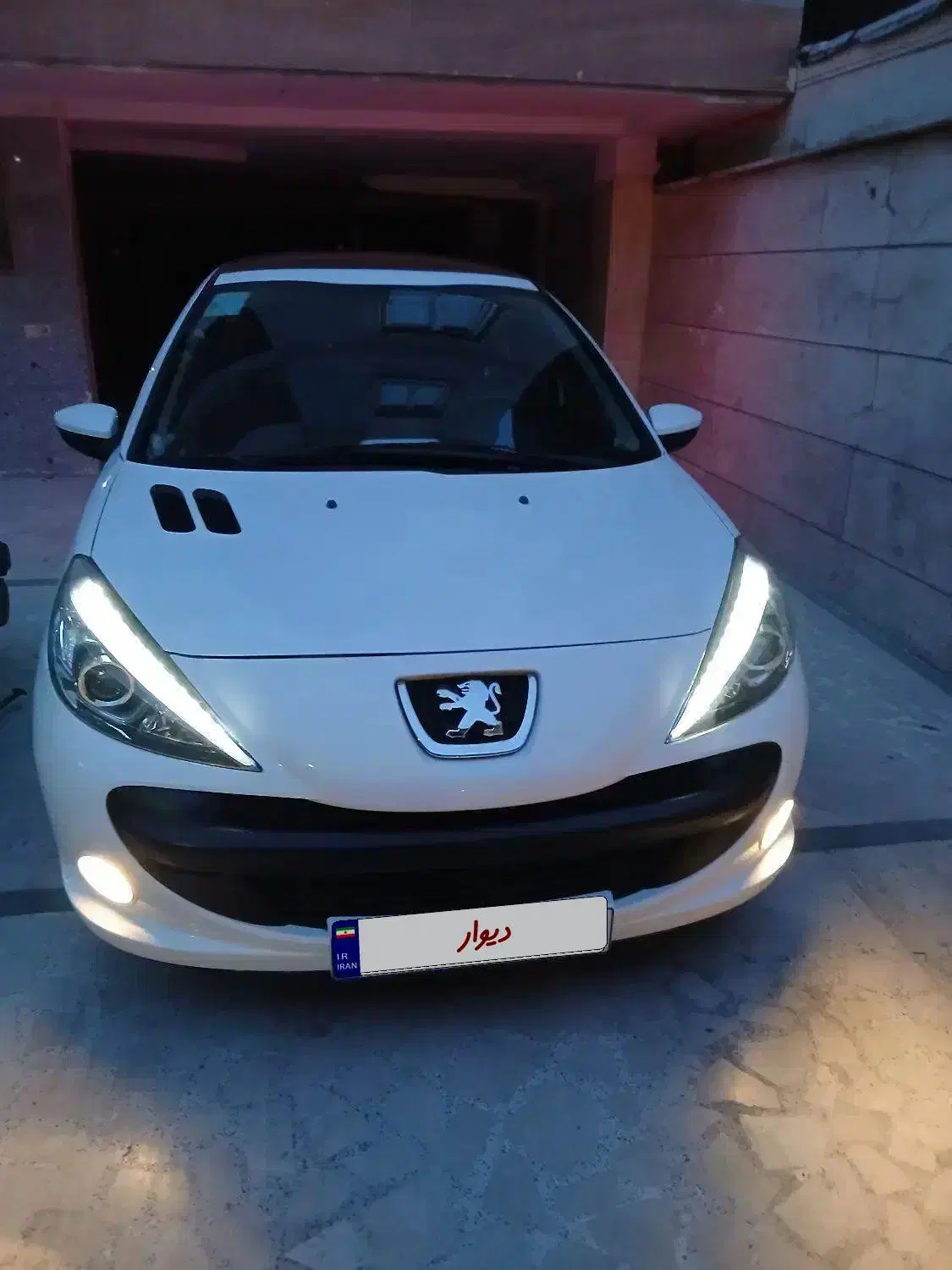 207 پانا|خودرو سواری و وانت|اندیشه, اندیشه فاز ۲|دیوار