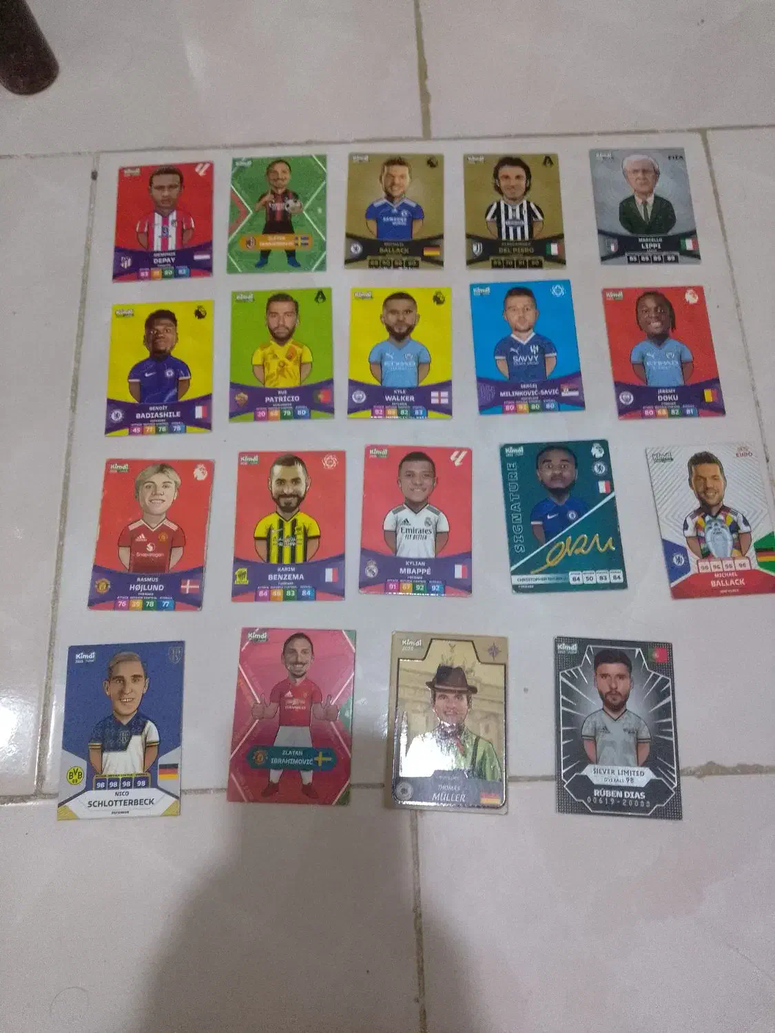 کیمدی با قیمت مناسب مینی فیگور اشنایون|اسباببازی بچه|رشت, جماران|دیوار