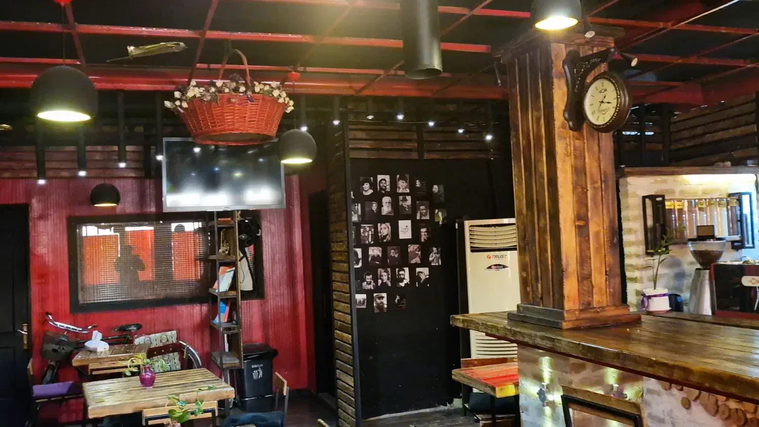 فضای رویداد.میز کار اشتراکی.رزرو کافه.کنفرانس|خدمات پذیرایی، مراسم|تهران, بهار|دیوار