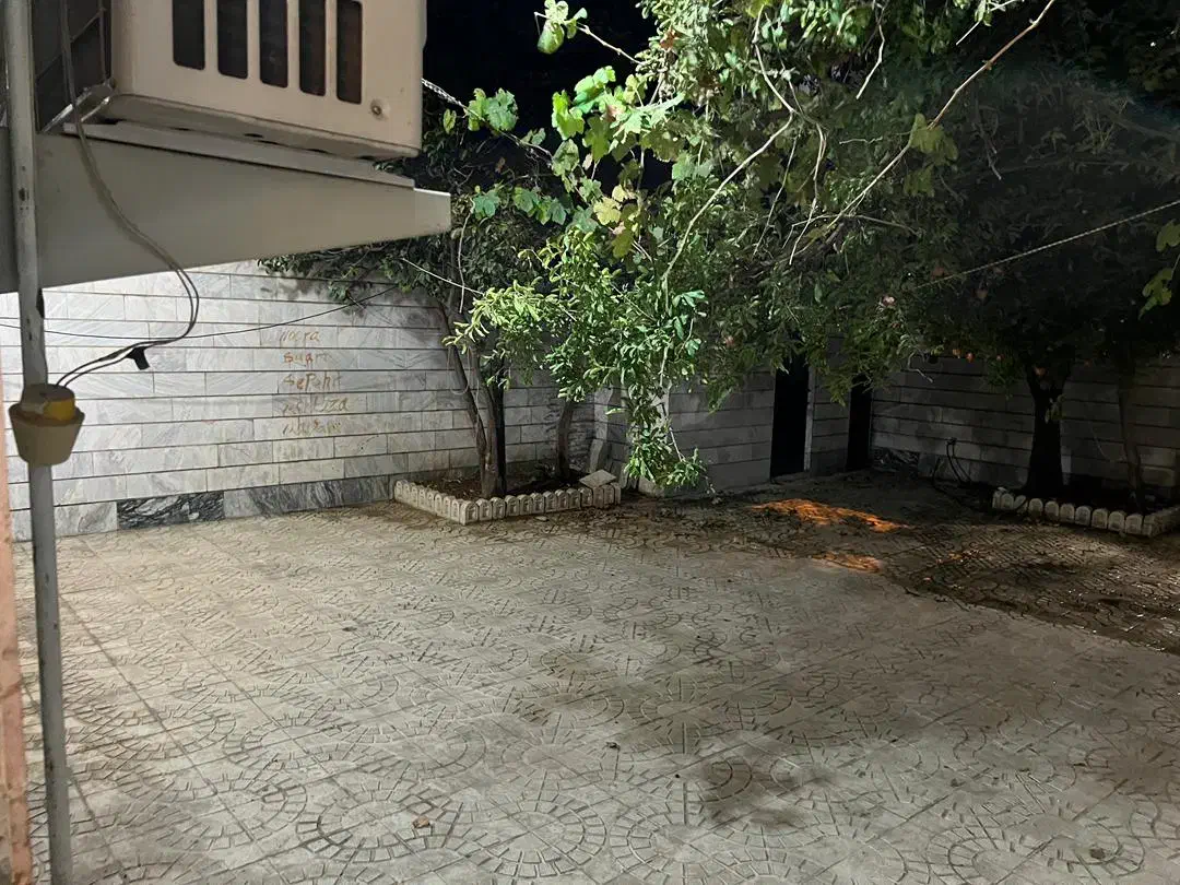 تجاری ویلایی انقلاب۲۷۰متر|اجارهٔ دفتر کار، اتاق اداری، مطب|خرم‌آباد, |دیوار