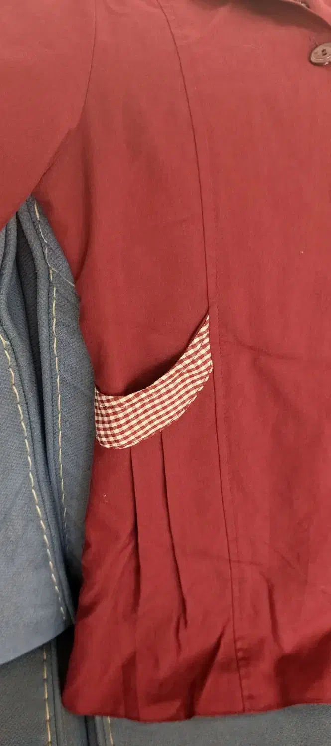 لباس فرم|لباس|لاهیجان, لیل|دیوار