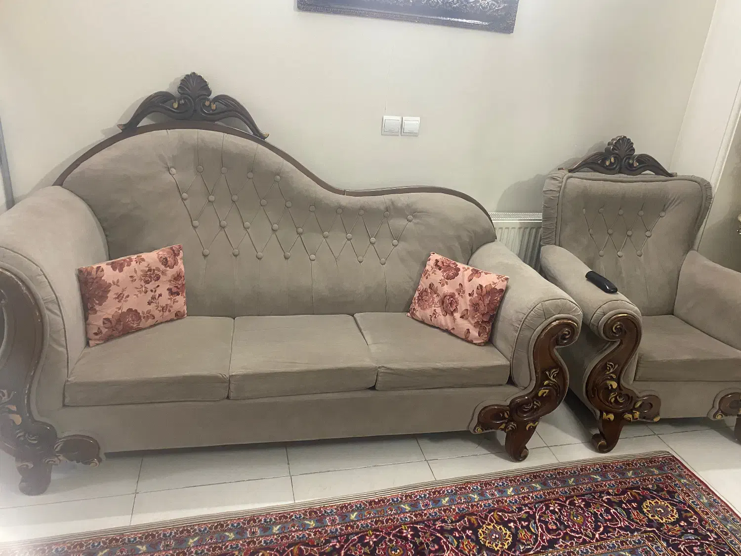 یک دست مبل هفت نفره کلاسیک|مبلمان خانگی و میز عسلی|تهران, ارجمندی راد|دیوار