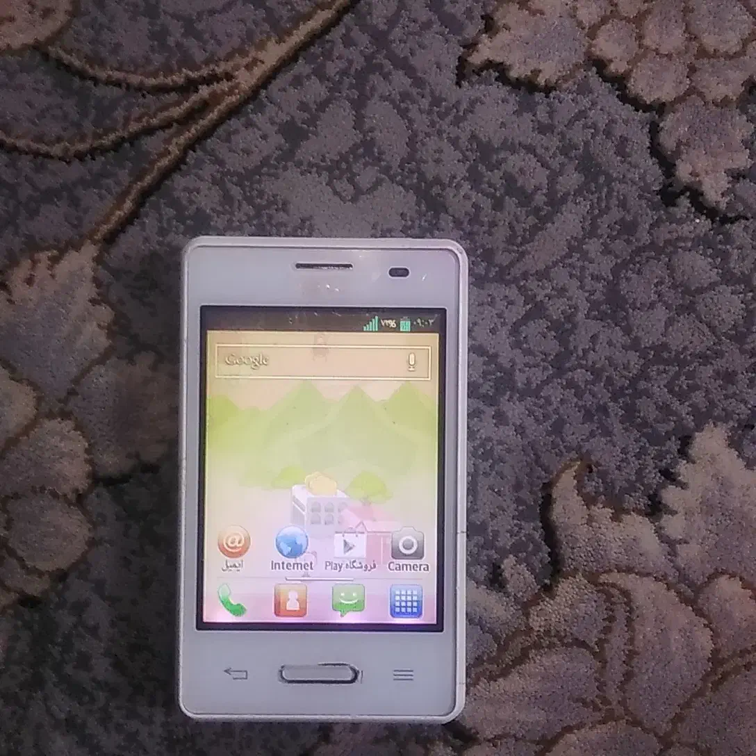 گوشی ال جی سالم معاوضه هم دارم|موبایل|مشهد, موعود|دیوار