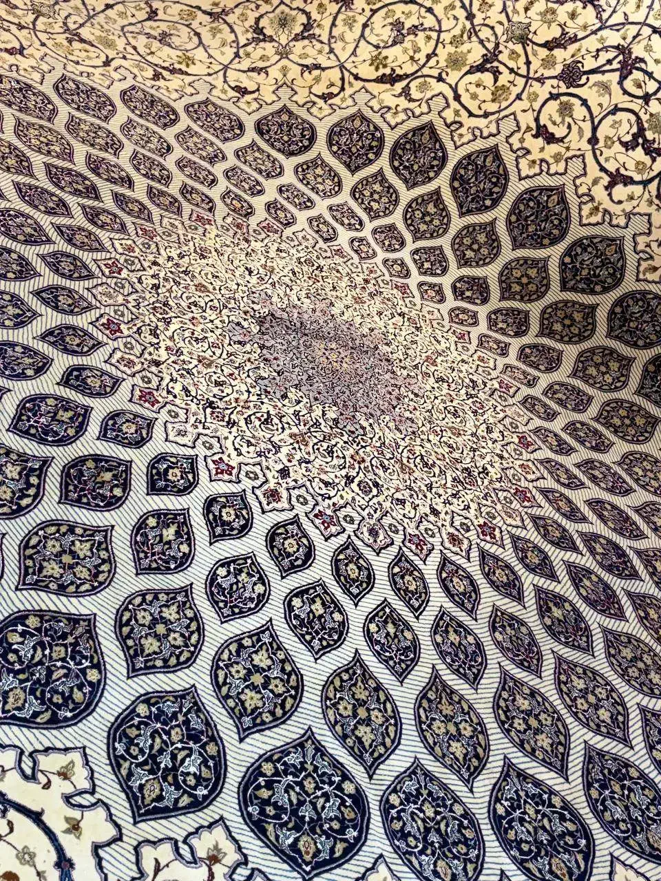 ۱۴متری اصفهان چله ابریشم|فرش|کرج, کوی امامیه|دیوار