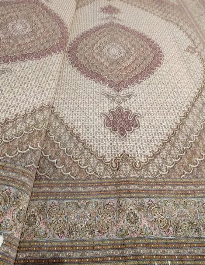 جلفا‌دبستان‌سهروردی‌عراقی (‌خریدار‌همه‌نوع‌فرش)|فرش|تهران, سید خندان (جلفا)|دیوار