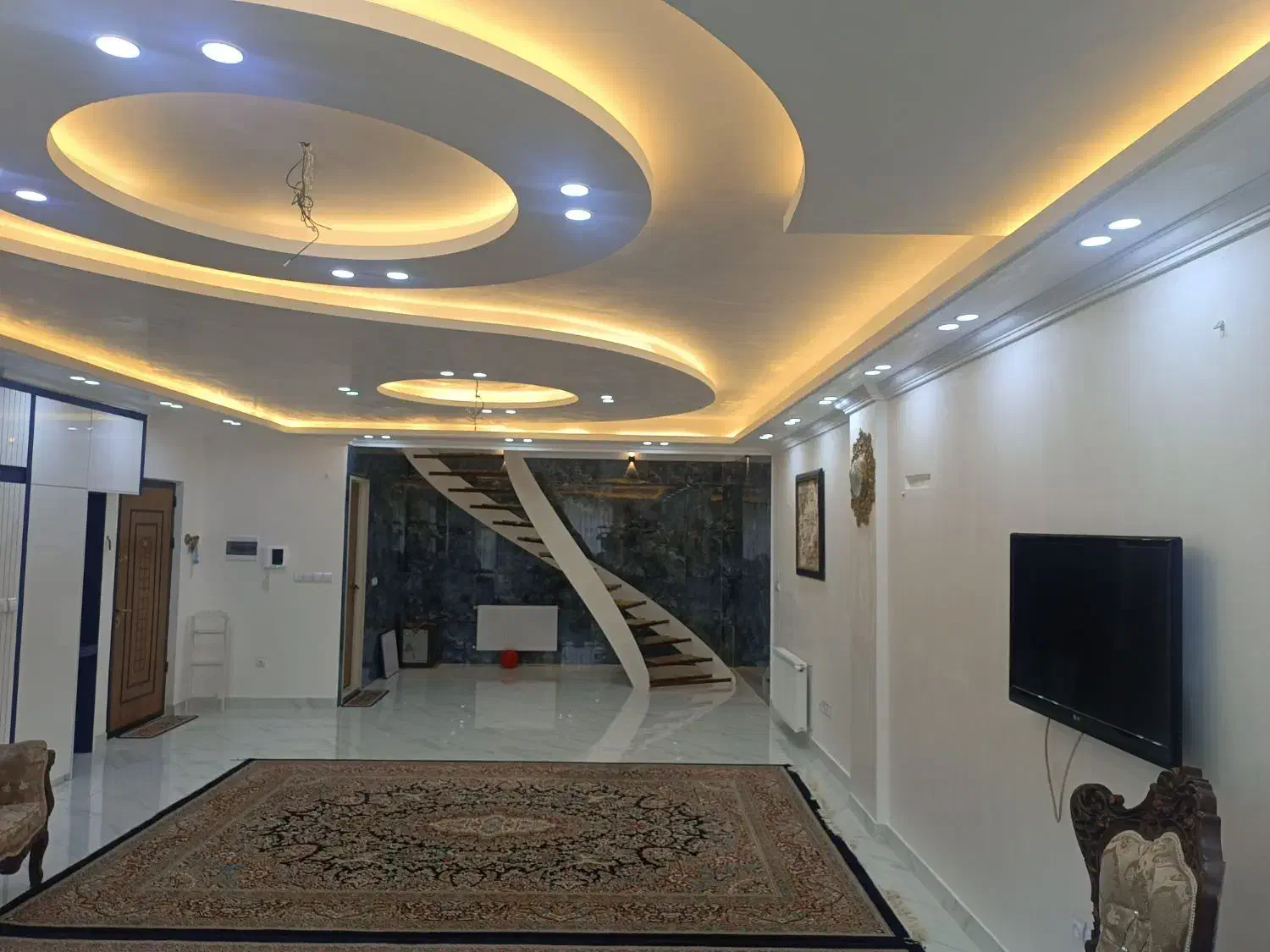 ویلایی دو طبقه مقدسی شمالی|فروش خانه و ویلا|بروجرد, |دیوار