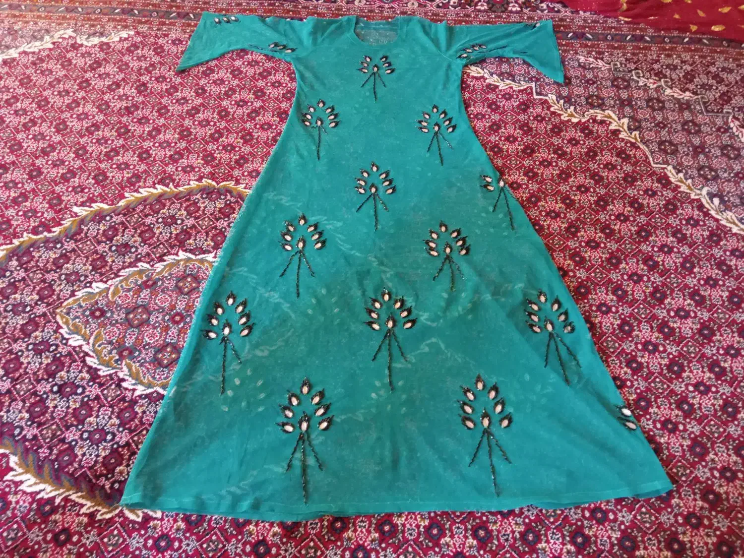 پیراهن کردی|لباس|دهلران, |دیوار