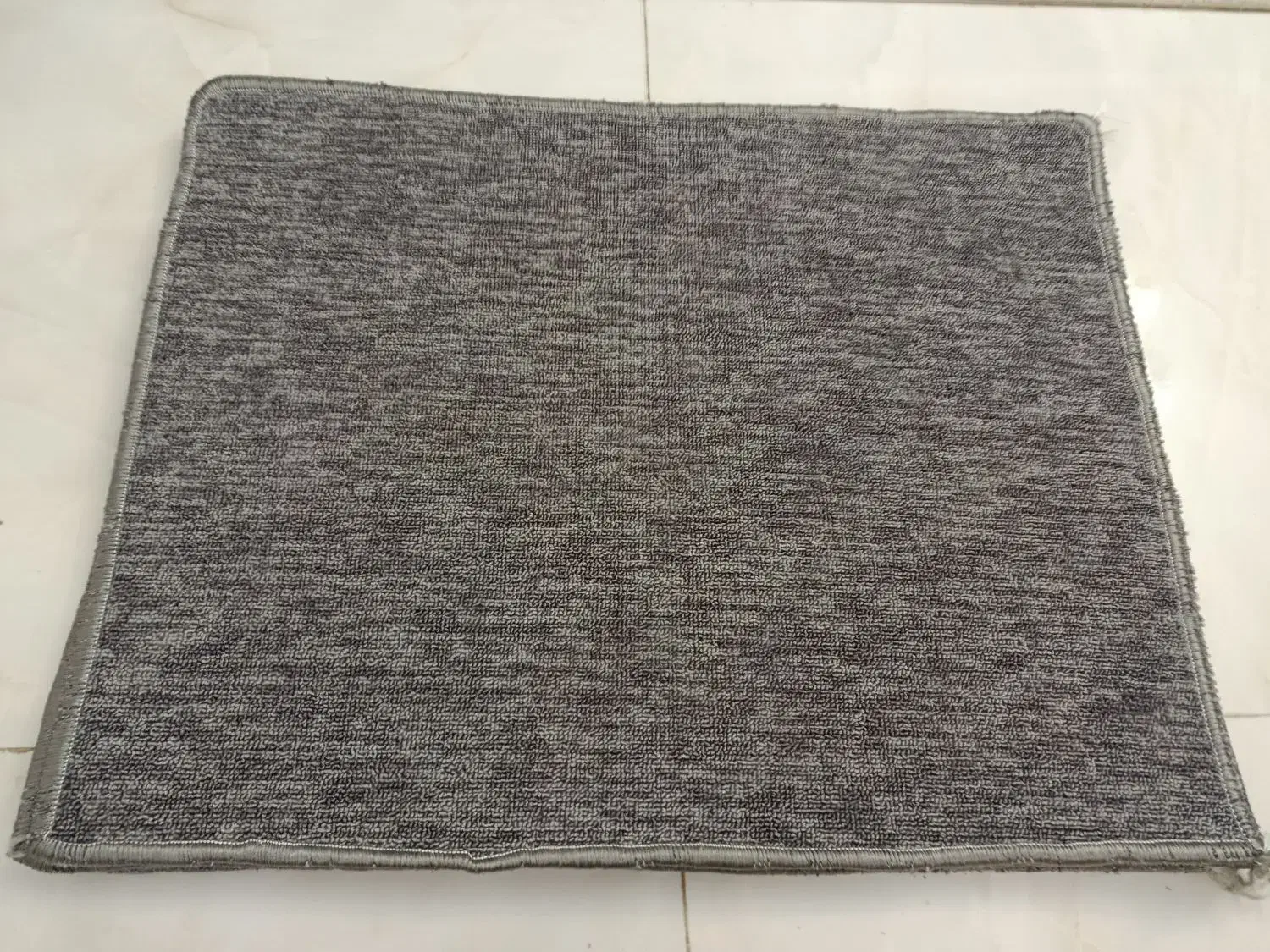 پادری پالاز نو|پادری|آبیک, |دیوار