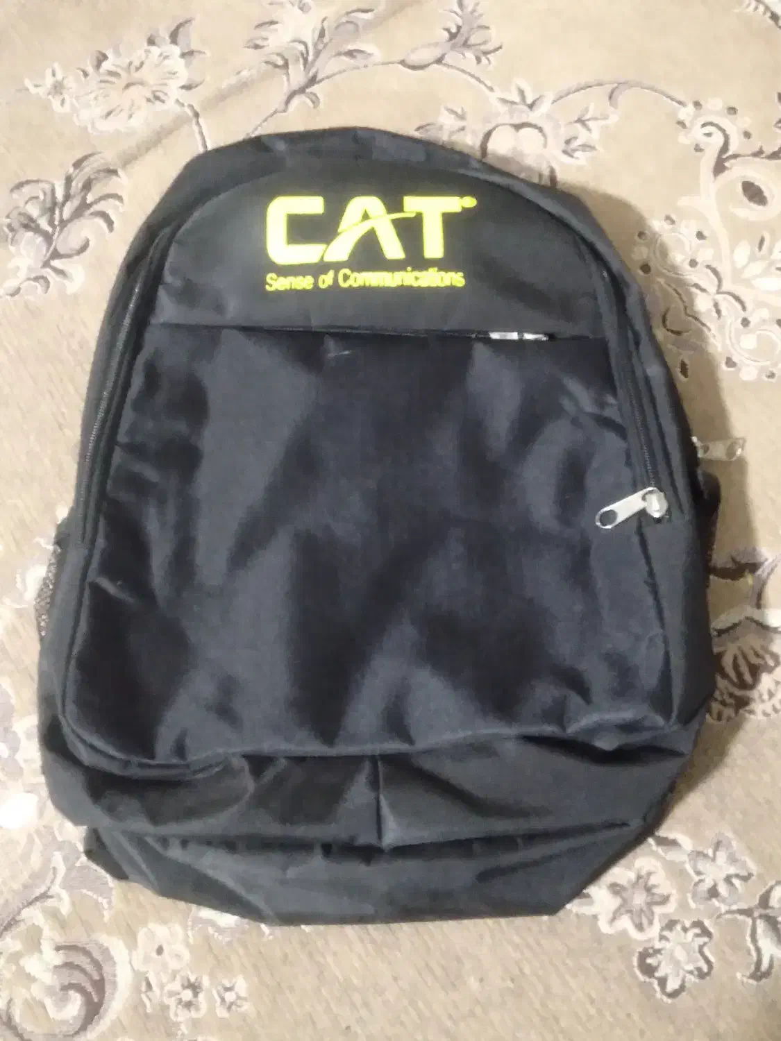 کیف|کیف، کفش، کمربند|پیشوا, |دیوار