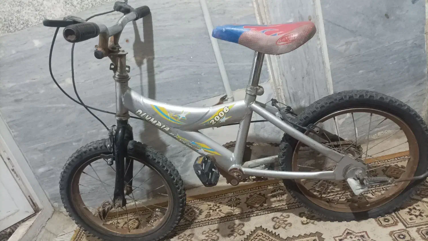 دوچرخه 16|دوچرخه، اسکیت، اسکوتر|قدس, شهر‌قدس|دیوار