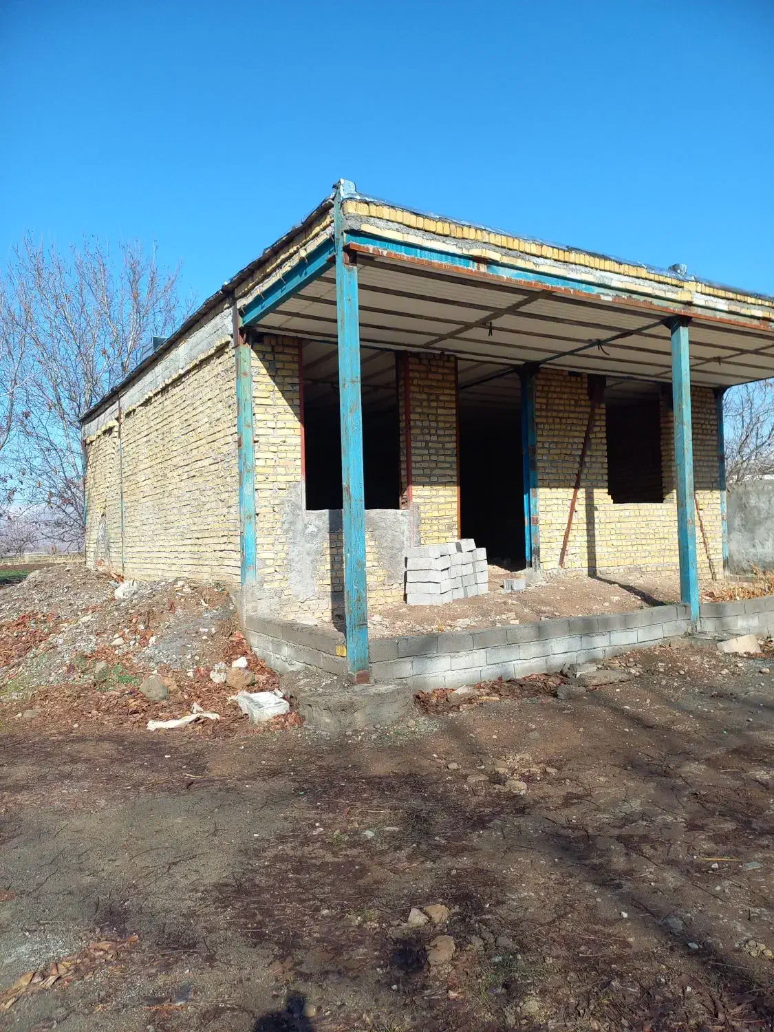 ساختمان نیمه کاره جهت انبار|اجارهٔ دفتر صنعتی، کشاورزی، تجاری|الشتر, |دیوار