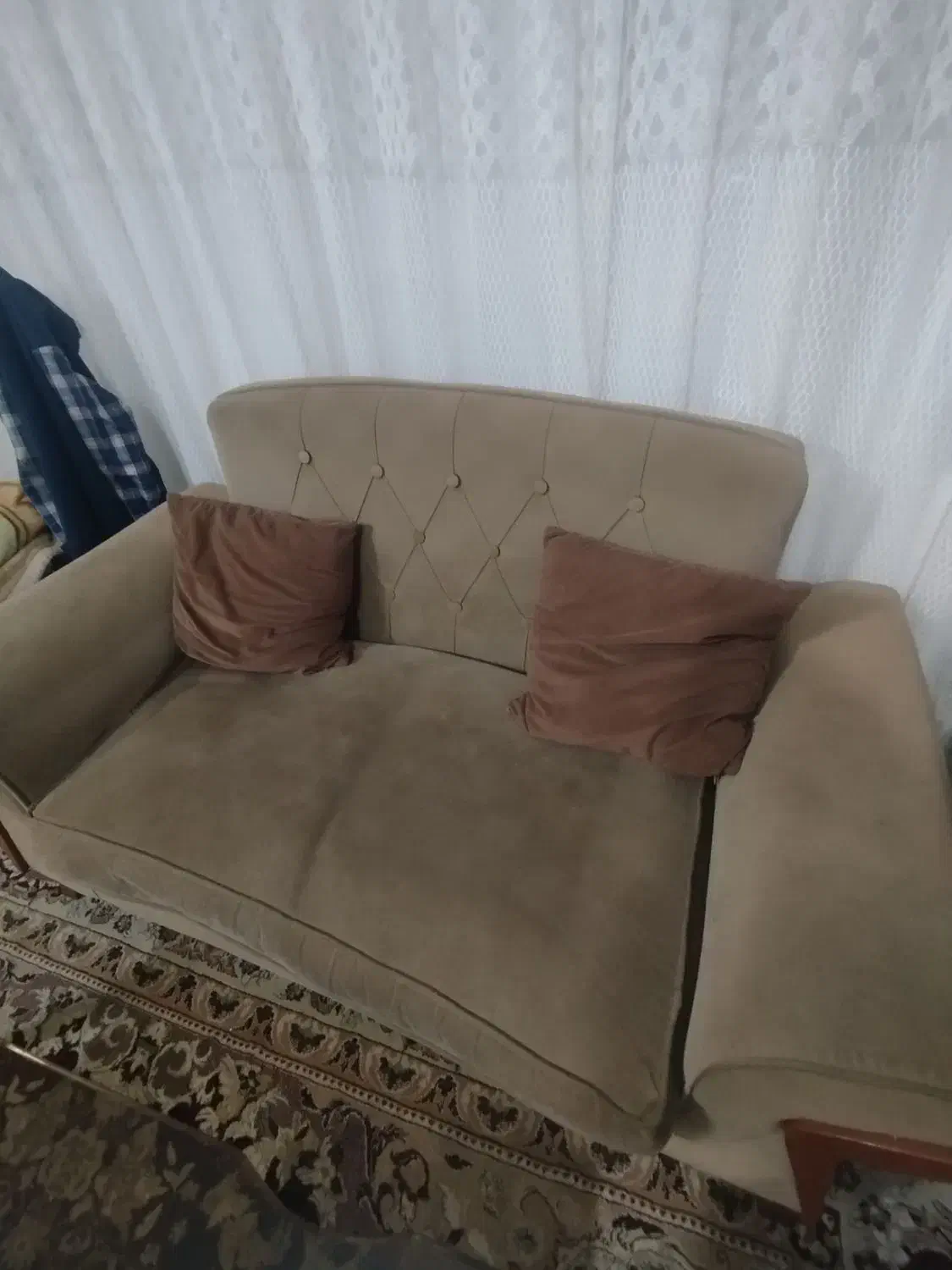 مبل ۷نفره|مبلمان خانگی و میز عسلی|گلبهار, شهر جدید گلبهار|دیوار