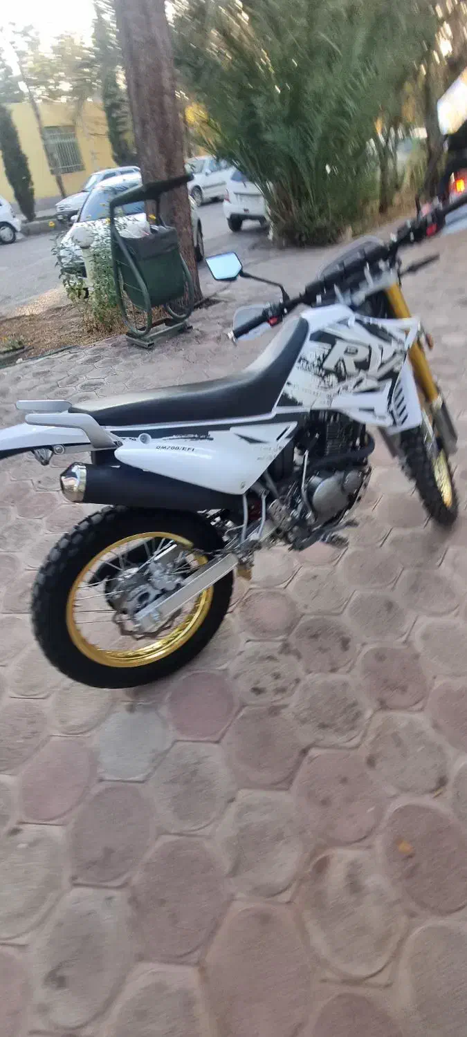 تریل روان در حد صفر|موتورسیکلت|کرمان, |دیوار