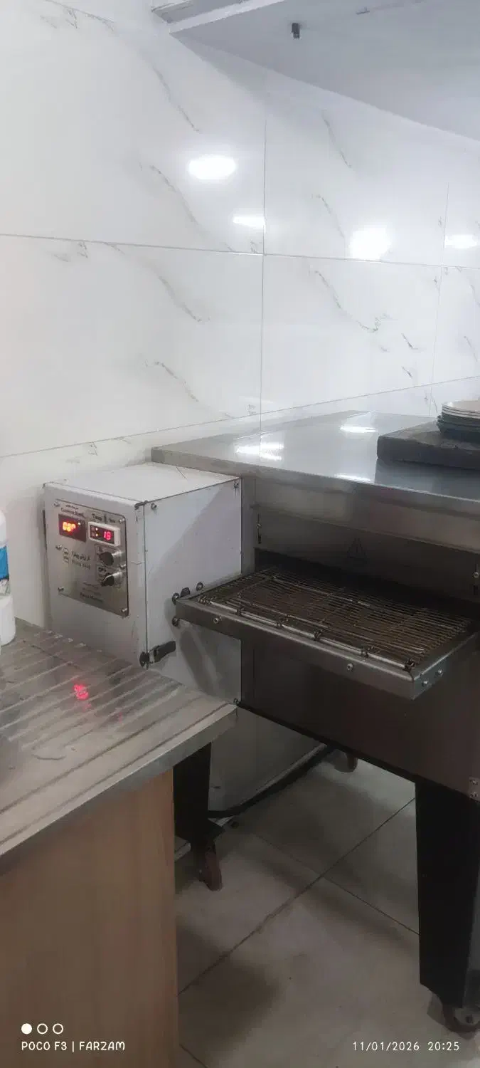 فر ریلی دهنه ۵۰|اجاق گاز و لوازم برقی پخت‌وپز|همدان, |دیوار