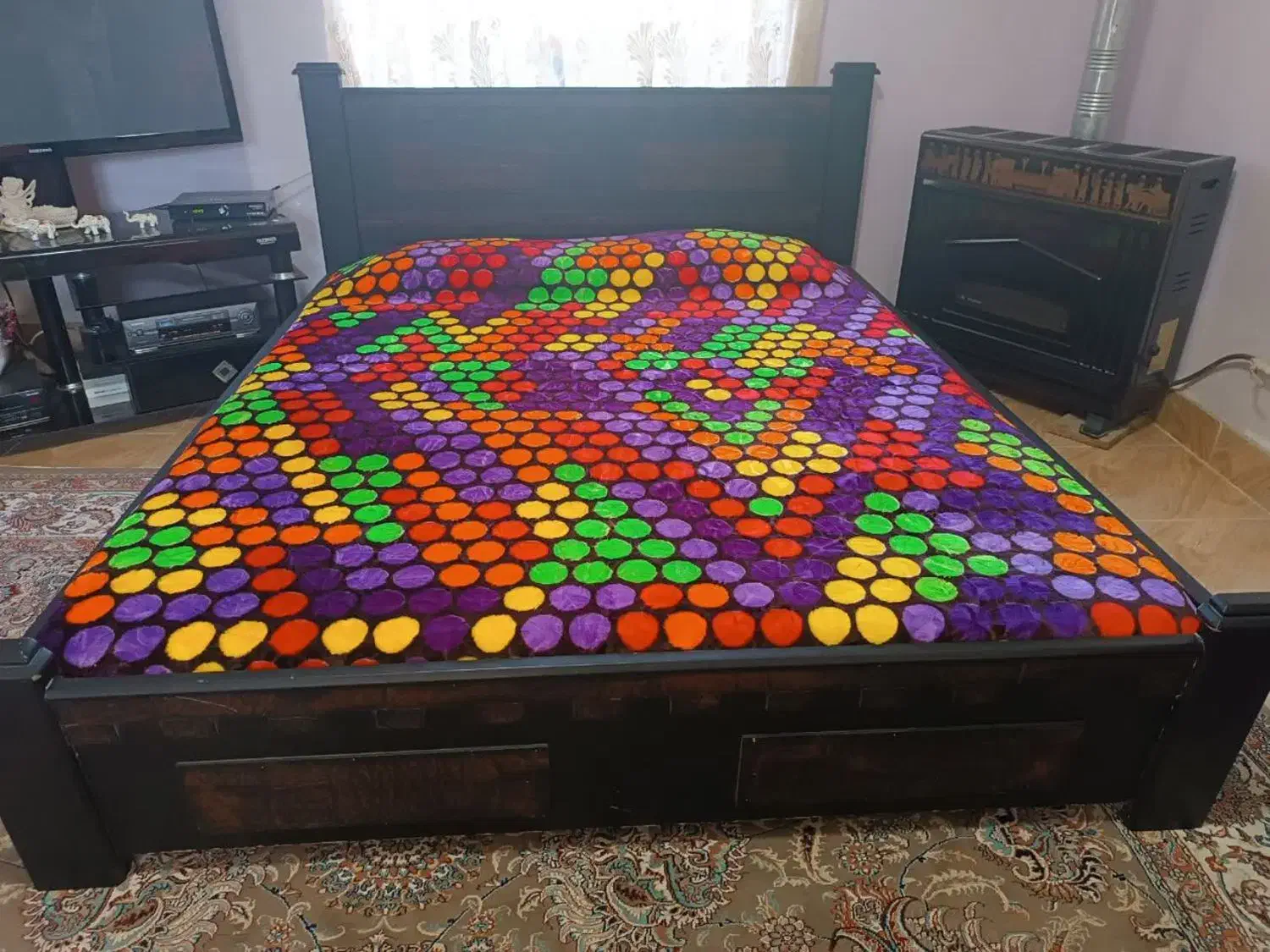 تخت خواب دو نفره با تشک|تخت و سرویس خواب|زرگرشهر, |دیوار