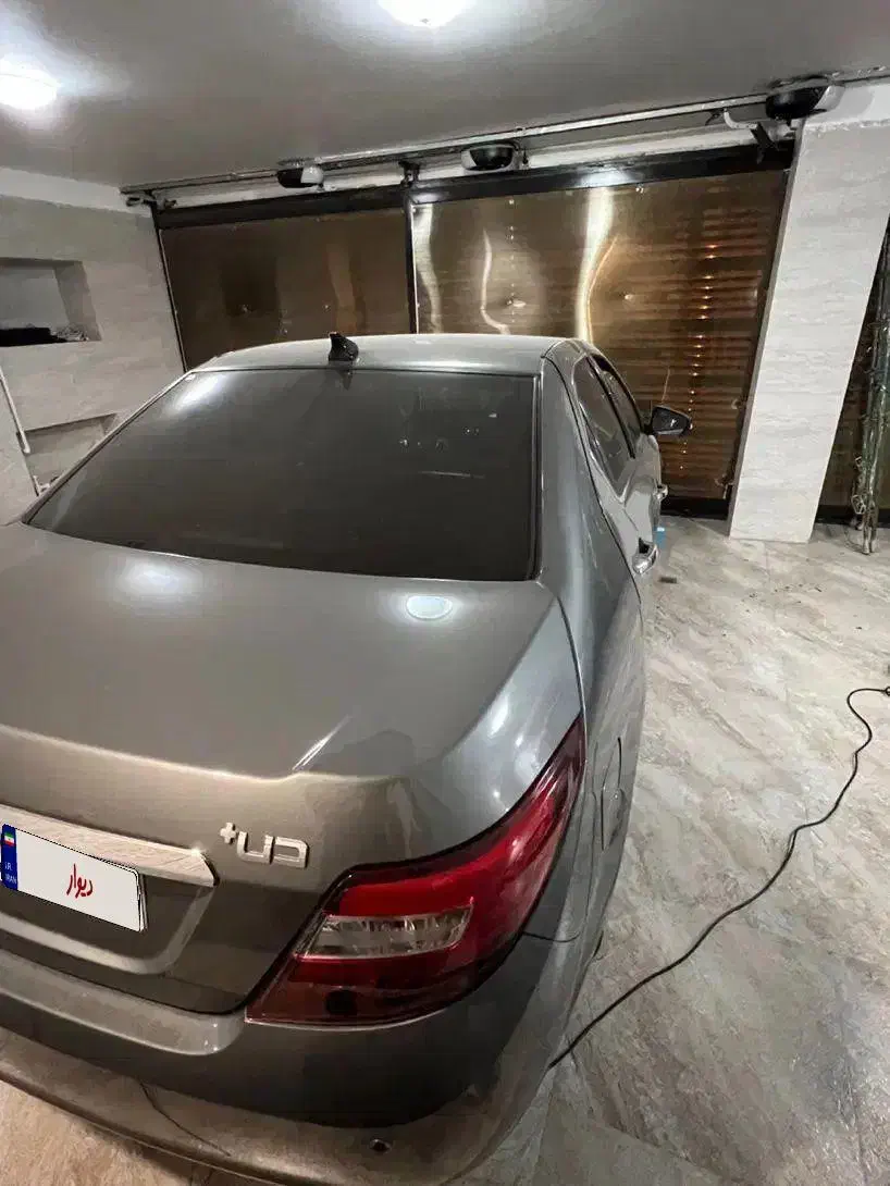 دنا پلاس ۶ دنده EF7P|خودرو سواری و وانت|یزد, |دیوار