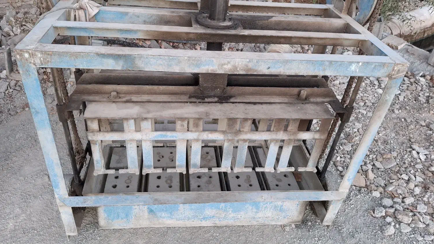 دستگاه بلوک زنی ۵عدد|ماشینآلات صنعتی|کرج, شهرک احمدیه|دیوار