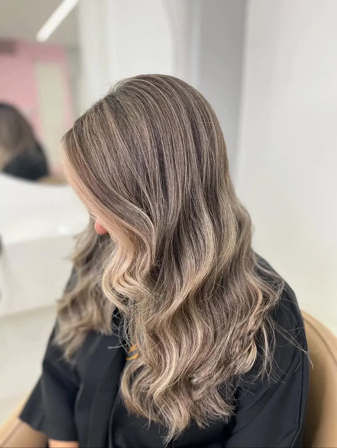 استخدام رنگ و لایت کار به شرط آموزش|استخدام درمانی، زیبایی، بهداشتی|فردیس, نسترن شرقی|دیوار