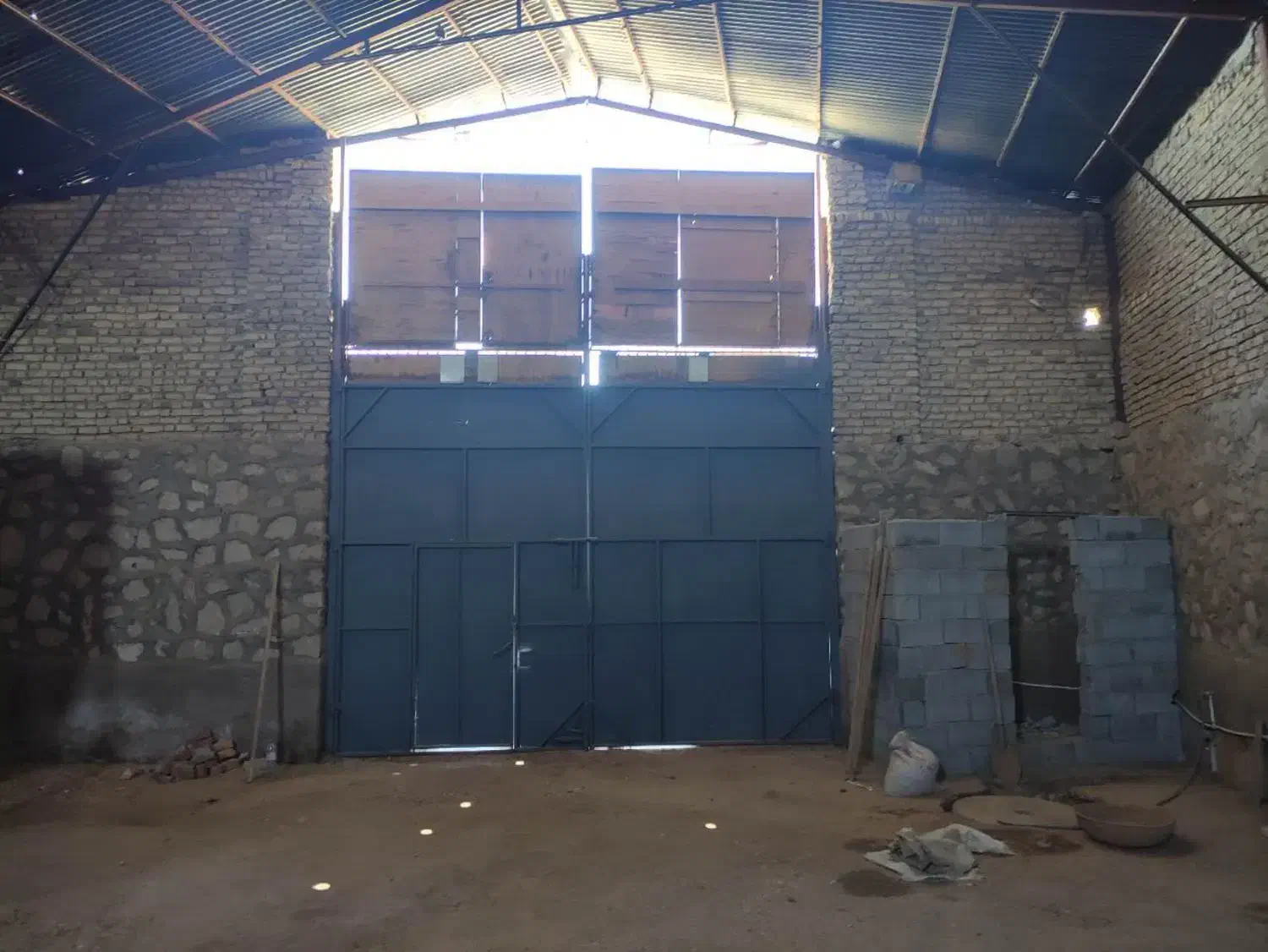 اجاره (سوله انبار کارگاه)و فروش دستگاه آبگیر.خشککن|اجارهٔ دفتر صنعتی، کشاورزی، تجاری|زرقان, |دیوار