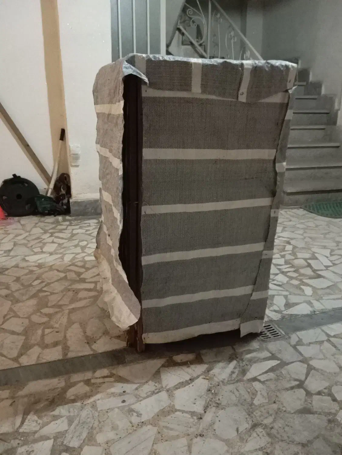 نی پران و لانه خروس|لوازم جانبی حیوانات|رشت, آزادگان|دیوار