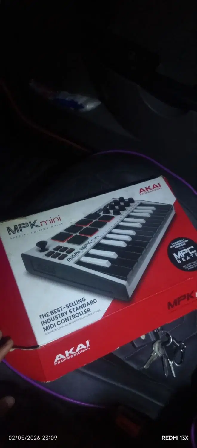 دستگاه mpk akai mini|گیتار، بیس، امپلیفایر|تهران, شهرک طالقانی|دیوار