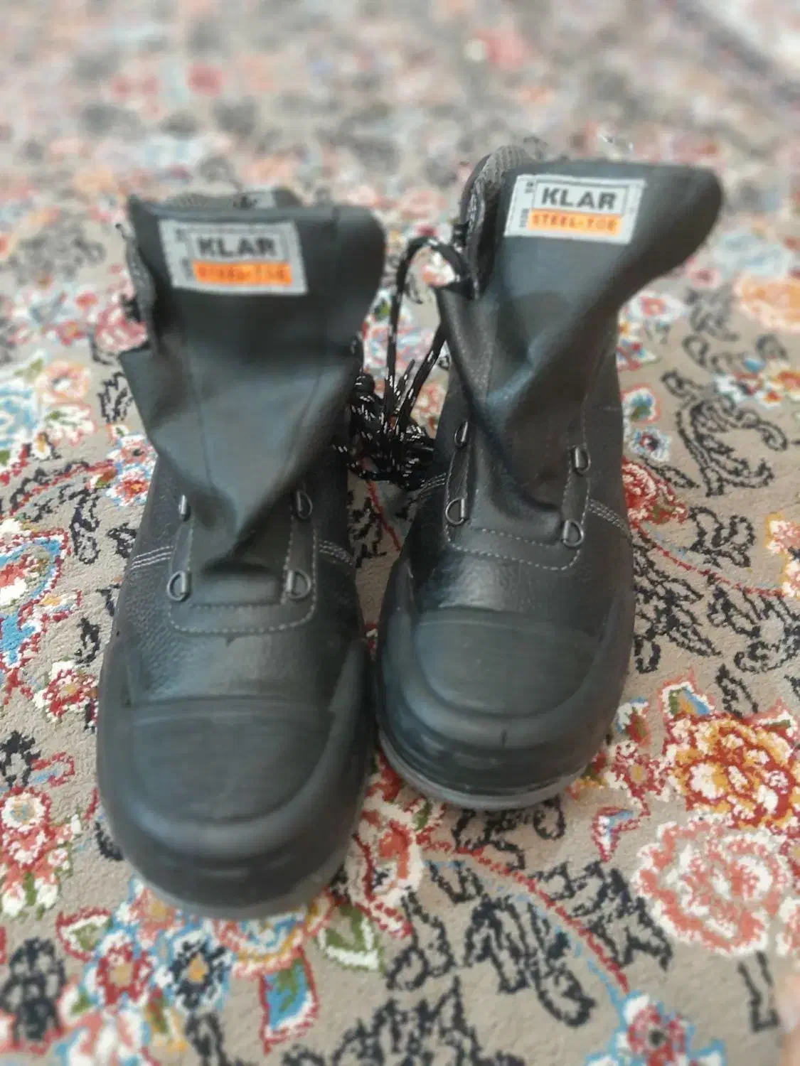 پوتین ساق بلند کلار|کیف، کفش، کمربند|رشت, حمیدیان|دیوار