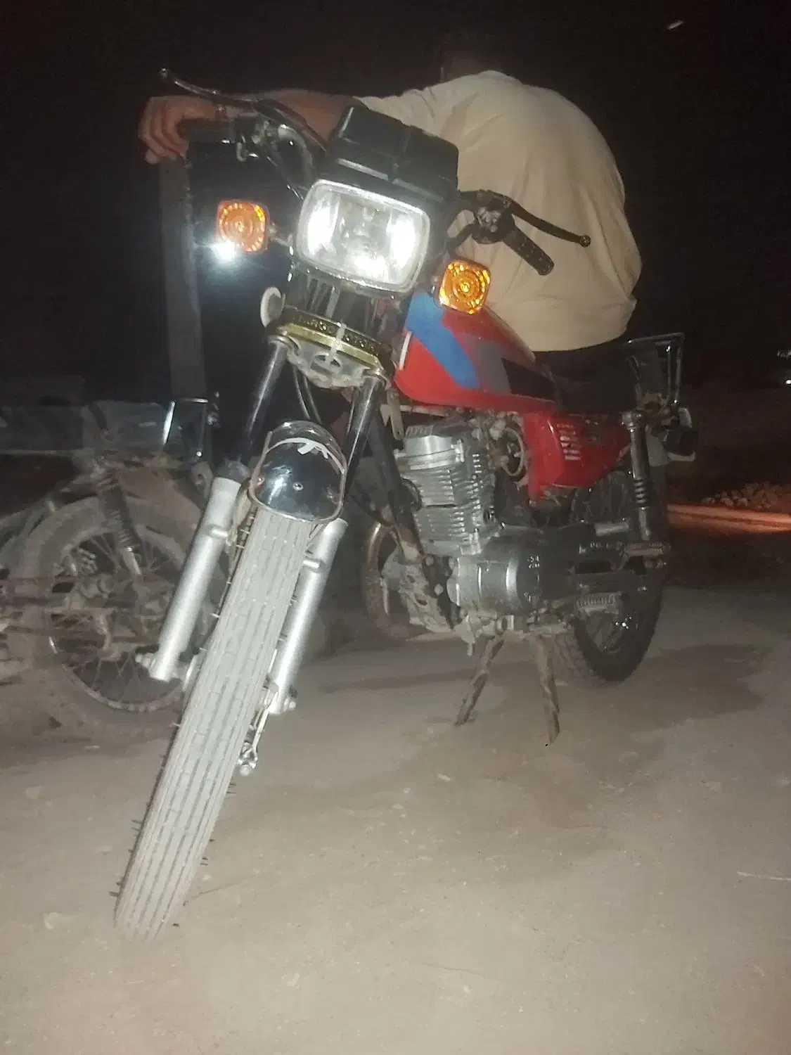 موتور ساوین ۱۲۵ معاوضه درحد خودش|موتورسیکلت|رودان, |دیوار