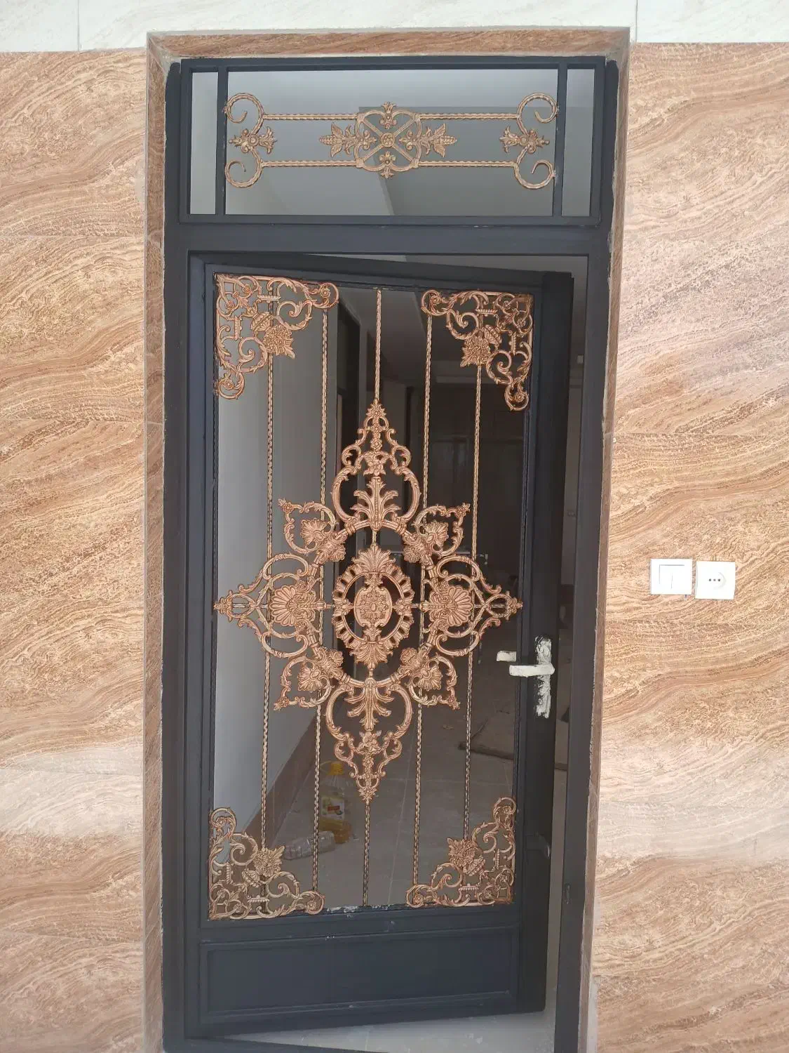 نقاشی ساختمانی مهدوی|خدمات پیشه و مهارت|نورآباد, |دیوار